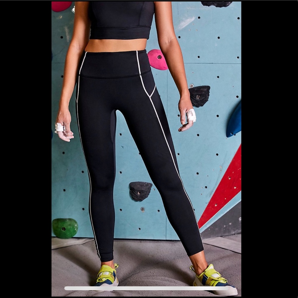 EUC FreePeople FP Movement You’re A Peach Leggings